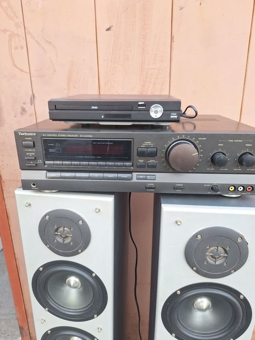 Продавам ресивър колони и двд