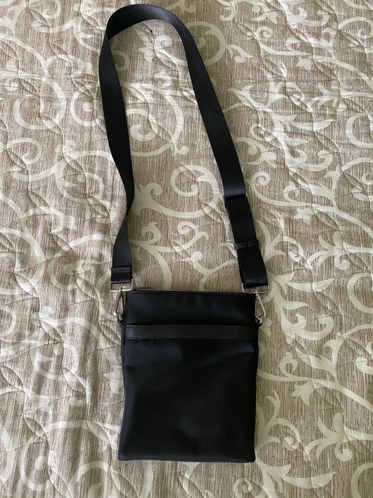 Мъжка чанта Guess