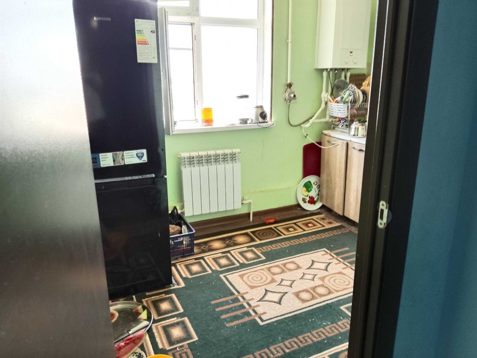 Срочно квартира сотилади