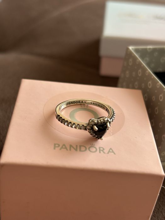 Дамски пръстен PANDORA