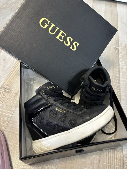 Дамски боти Guess