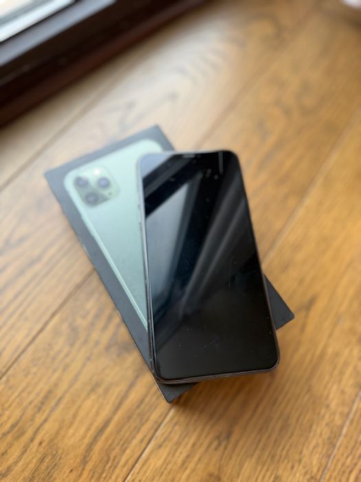 Продам iphone 11 pro max 256gb
