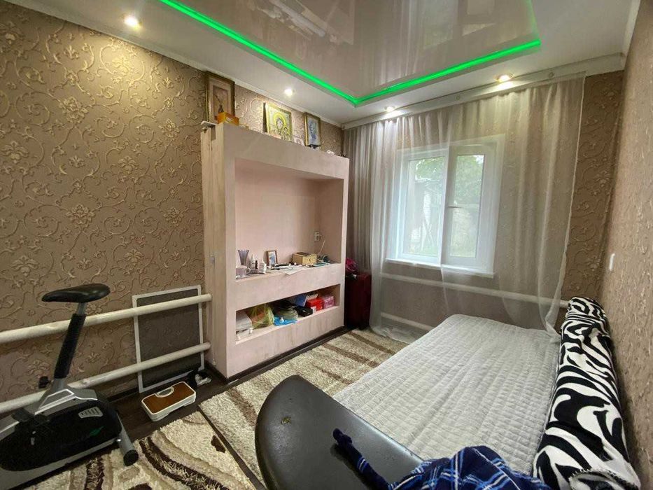 Продам 4 ком дом рн КСК 2000 г.п.