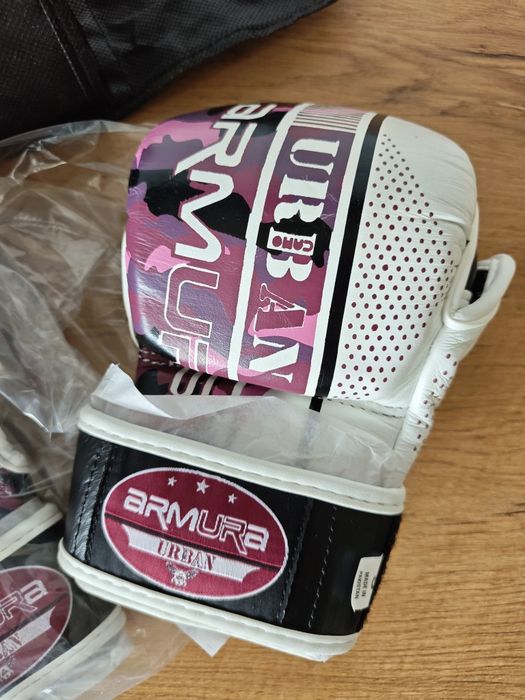 Mănuși MMA, noua, Armura
