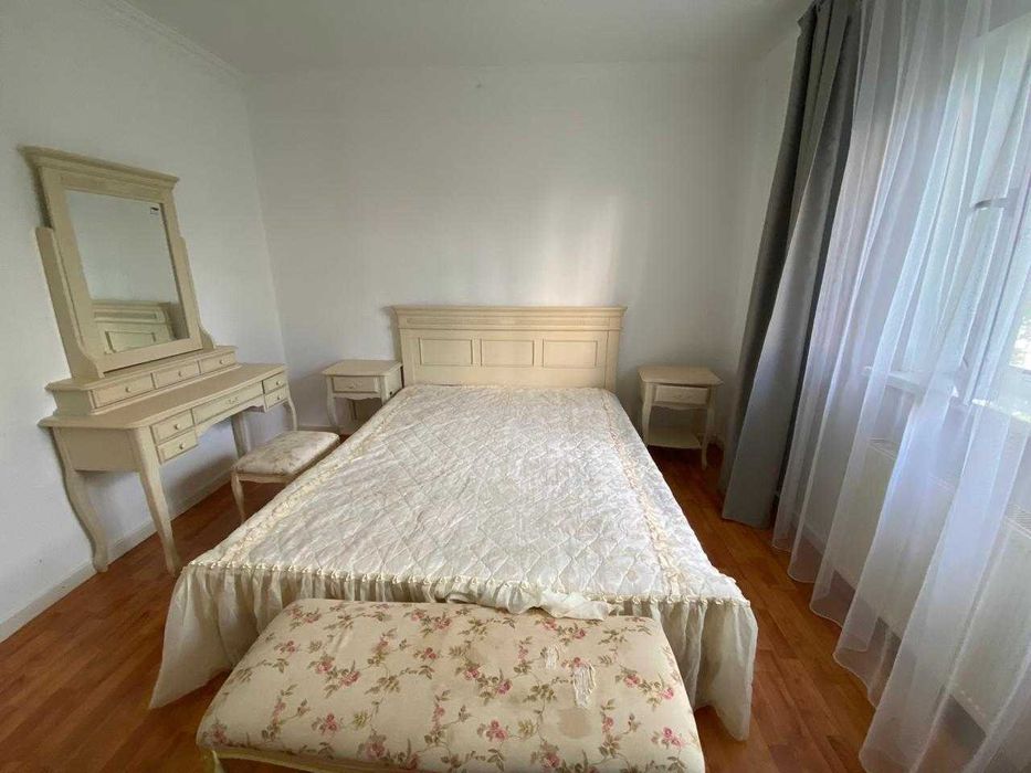 Мебель в гостиную и в спальную