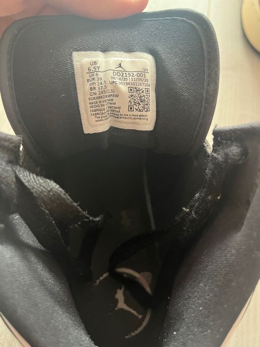 Jordan 1 Carbon Fiber