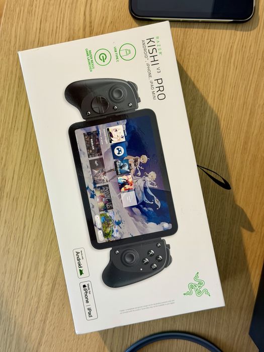Controller RAZER Kishi V3 Pro Negru – Ca nou, Garanție Altex