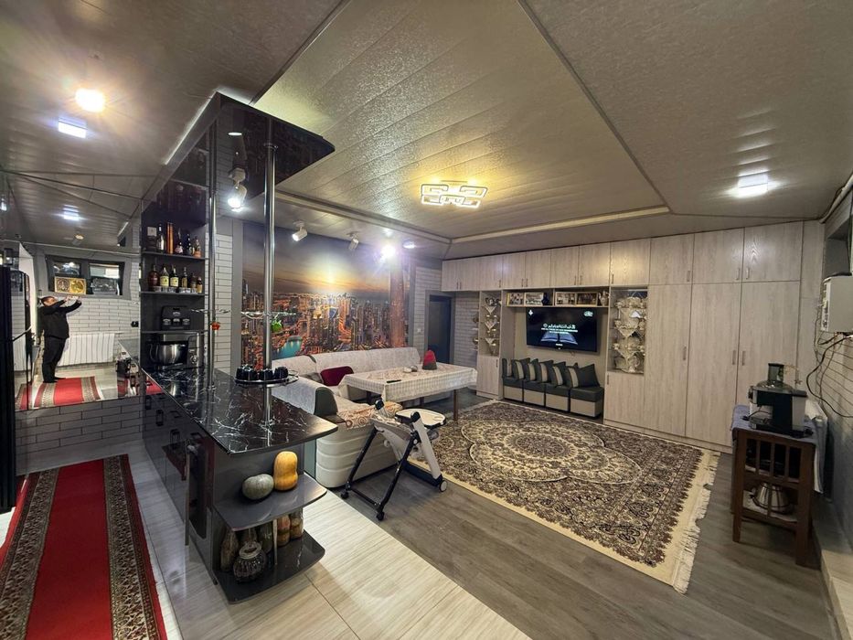 срочно продаётся участок с евро ремонтом+обстановка