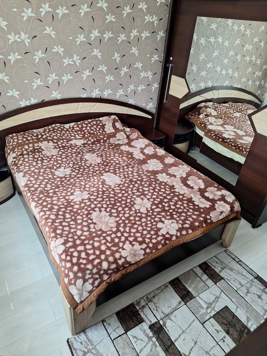 Vând apartament 2 camere Calea București