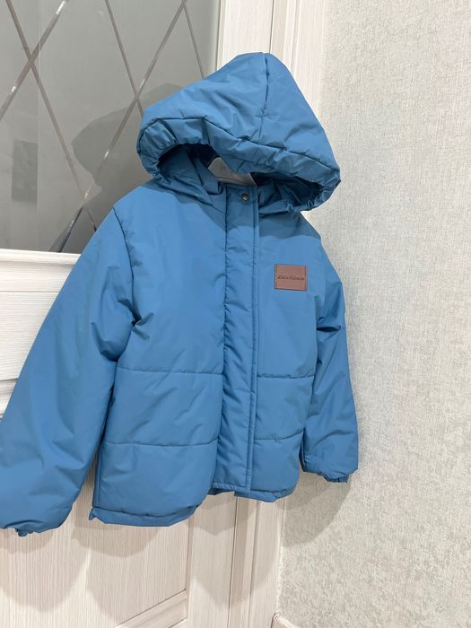 Продам детские куртки