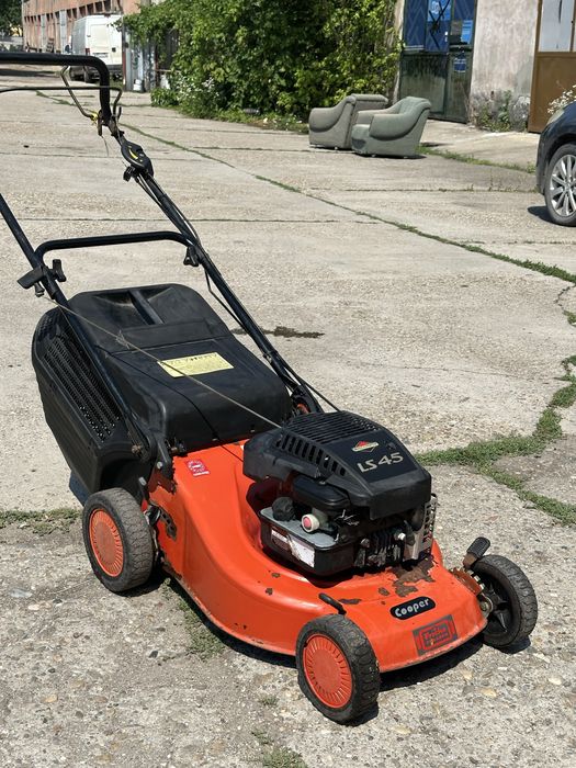 Бензинова самоходна косачка Briggs&Stratton