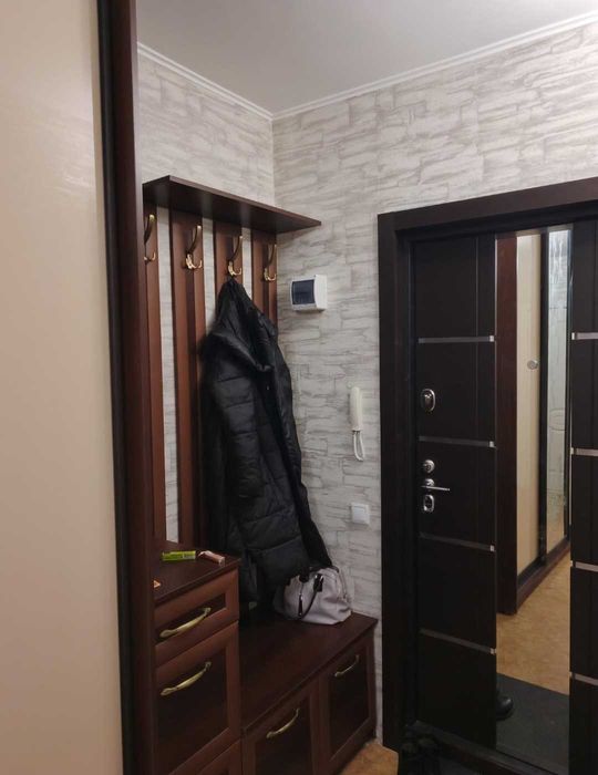 Сдам 2х ком квартиру