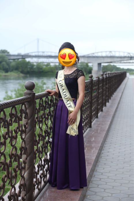 Вечерние платья.