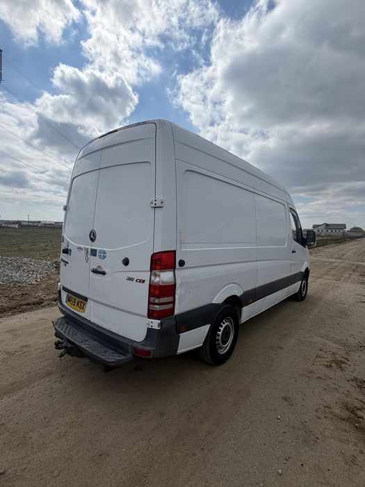Mercedes sprinter