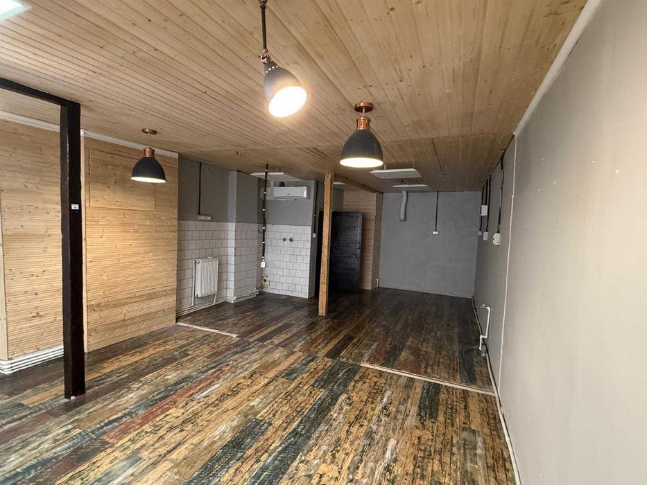 Inchiriez spatiu comercial 56mp Peninsula, Constanta