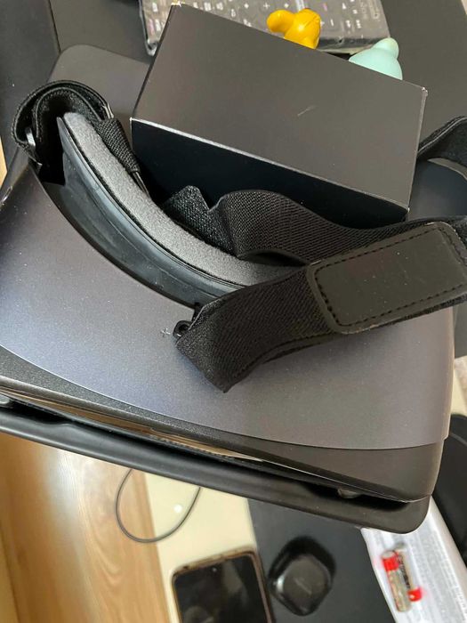Продавам VR очила за samsung