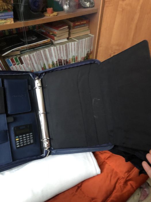 Продаю дипломат, папку- органайзер