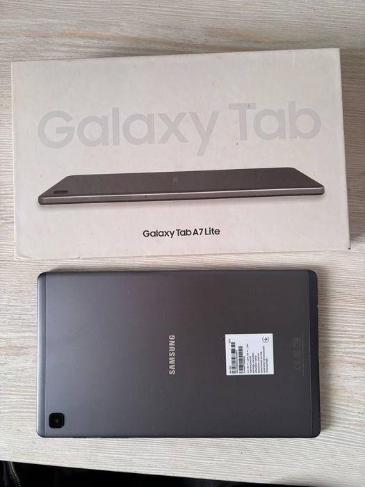 Планшет в идеальном состояние