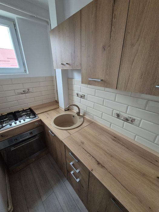 Garsonieră de închiriat bl G 120