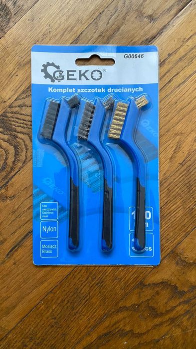 Set 3 perii de sarma Geko