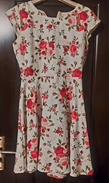 Rochie de damă elegantă ,Bleizer din stofă și  costum de stofă-42-44-