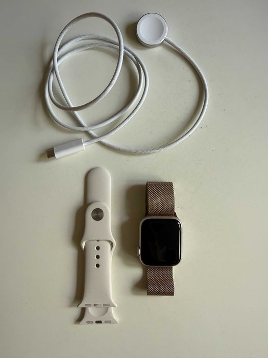 Apple Watch SE 40mm GPS Starlight + Метална Milanese Loop каишка