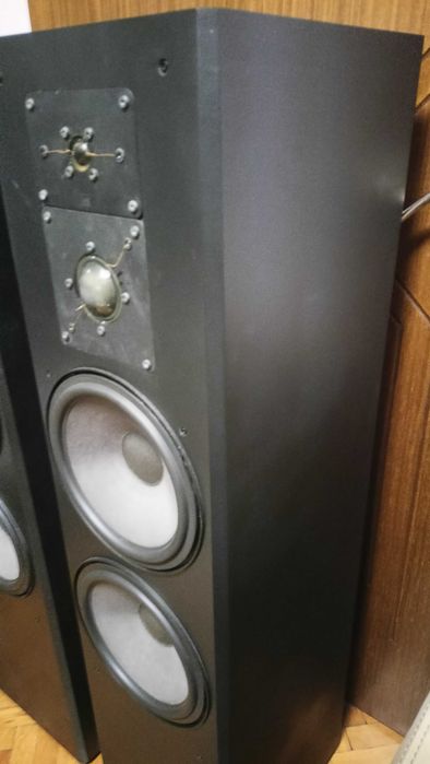 Тонколони  Braun Atelier HiFi LS200
