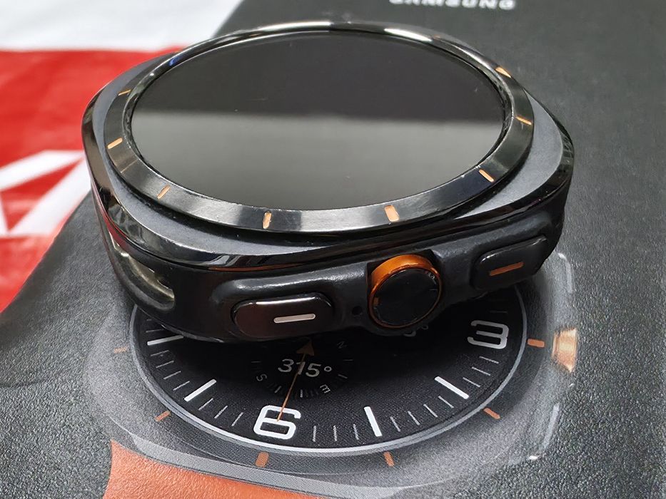 47mm Samsung Galaxy watch Ultra Техномаркет Гаранция 2026 Titanium Orange