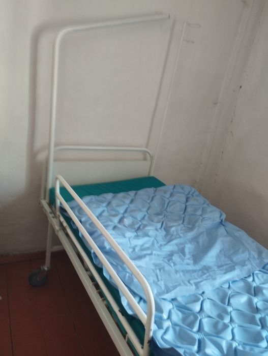 Продается медицинская кровать