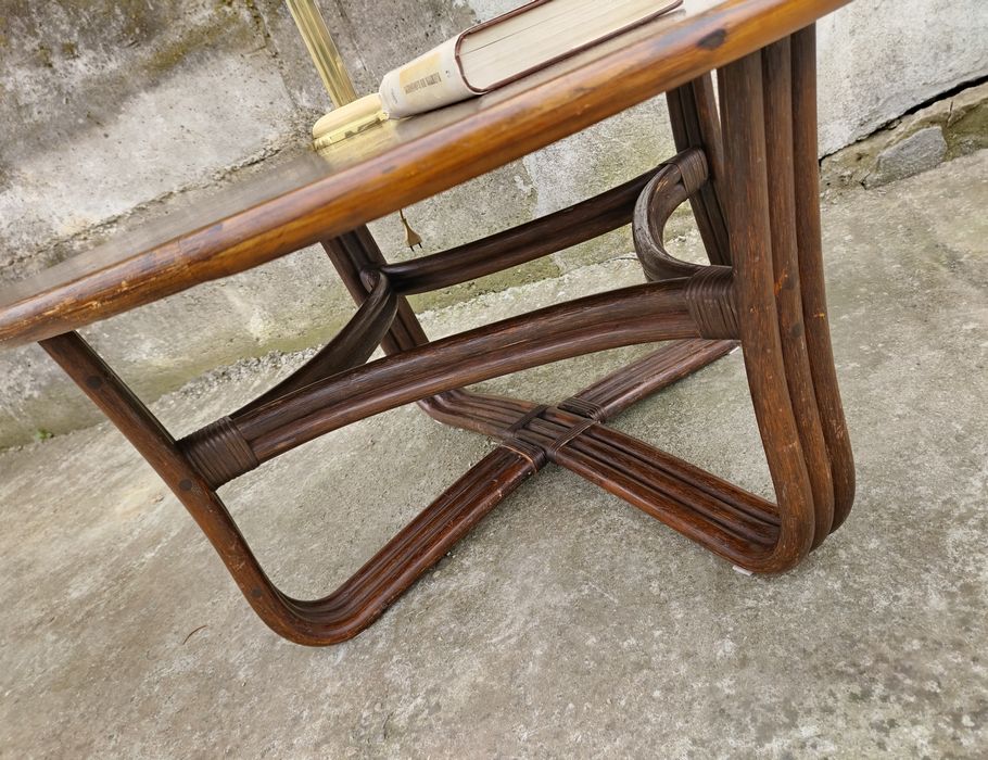 Măsuță veche din lemn și bambus, stil Mid Century