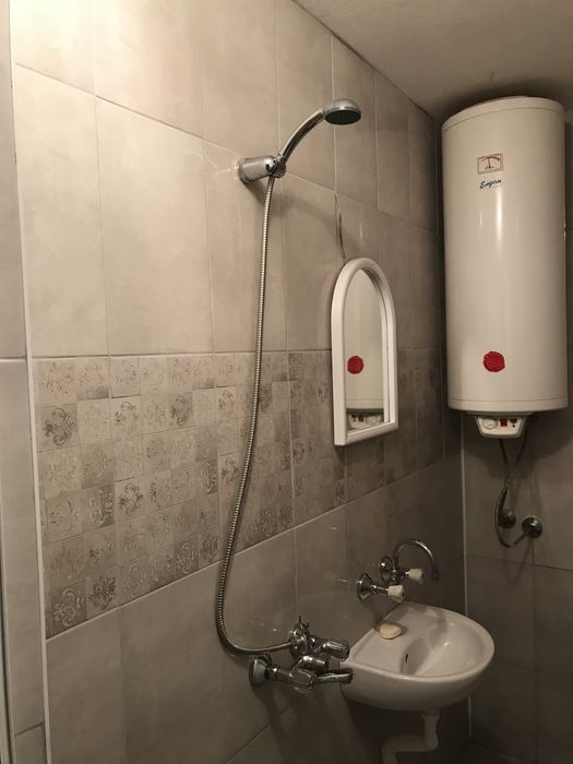 Дава се под наем Едностаен апартамент в Благоевград, Идеален център - 40 кв.м за 117.3 € - Снимка #7