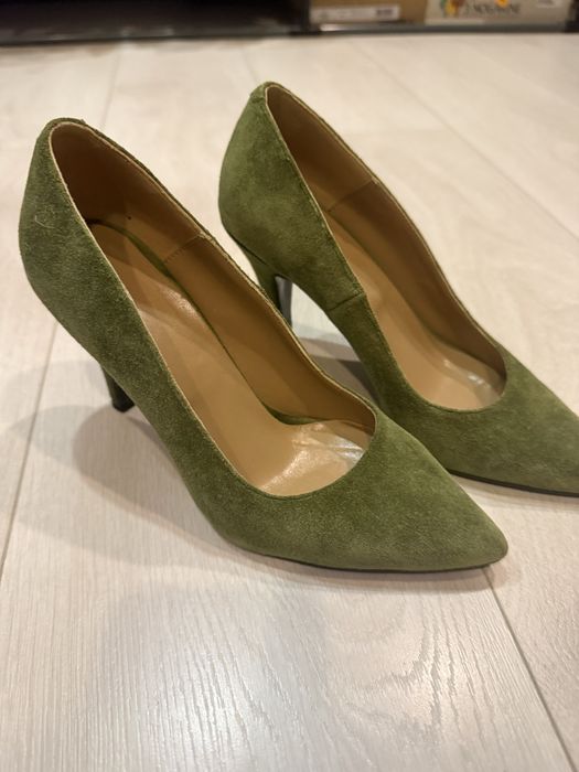 Pantofi stileto