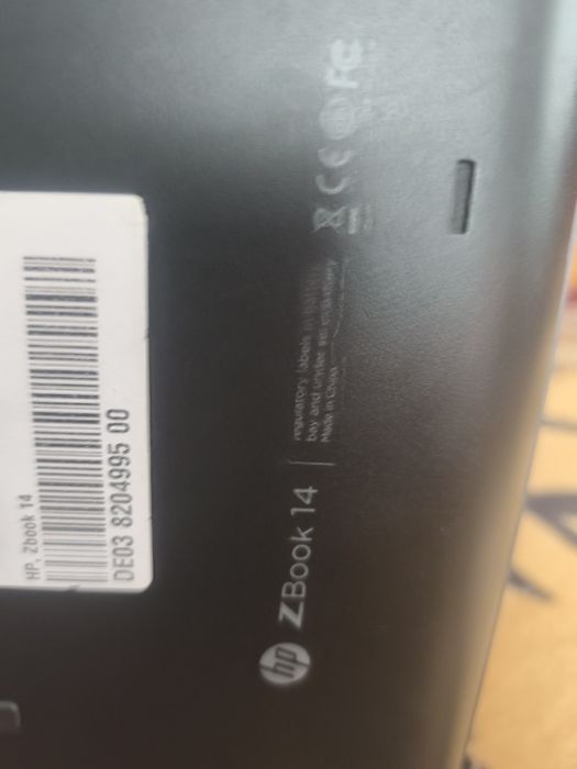 Vând HP Z Book 14