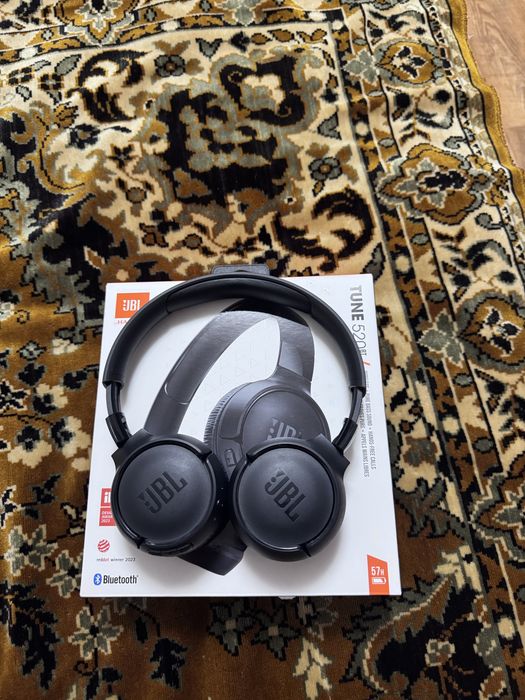 Наушники JBL TUNE 520 BT
