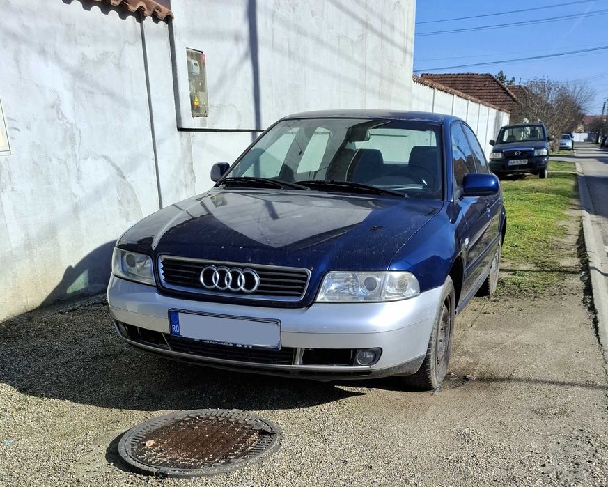 Vand Audi A4 1.6 2000
