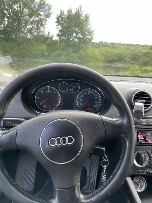 Продавам личния си автомобил-Audi A3, 8p, 2004  година