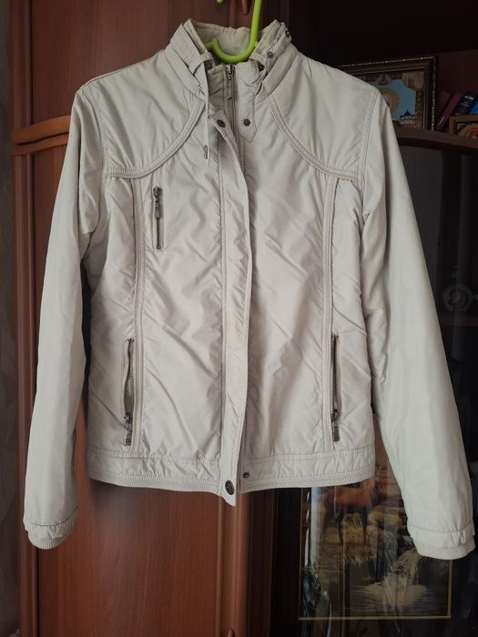 Куртка утеплённая на весну