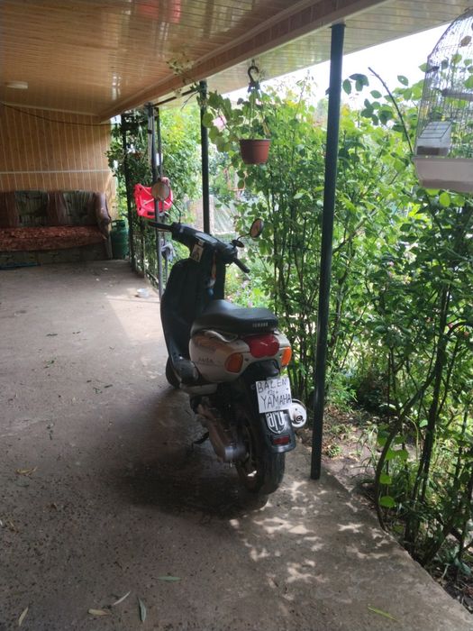 Vînd Yamaha nedos cu acte de 125cc