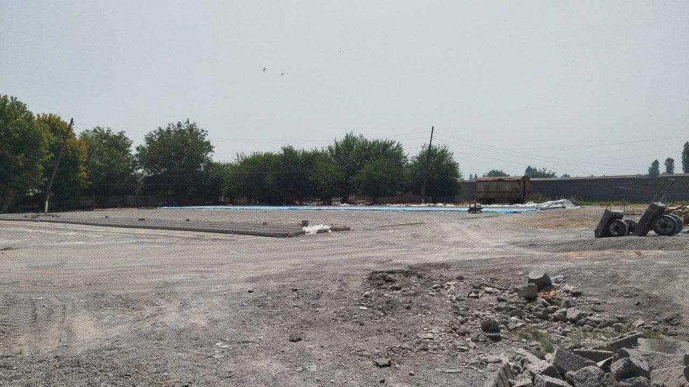 база,76 соток,в Паркенте, Таш.области, под любой вид деятельности