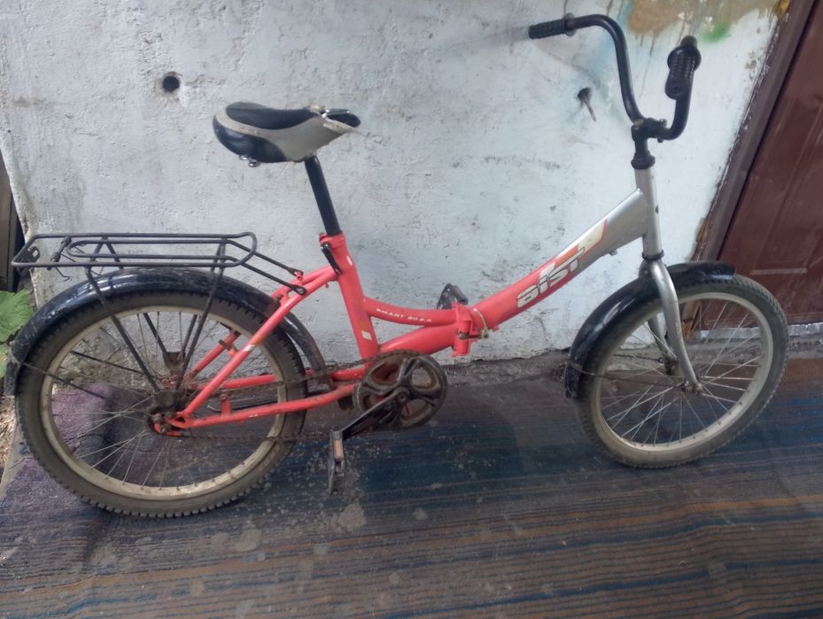 Продам 2 велик..