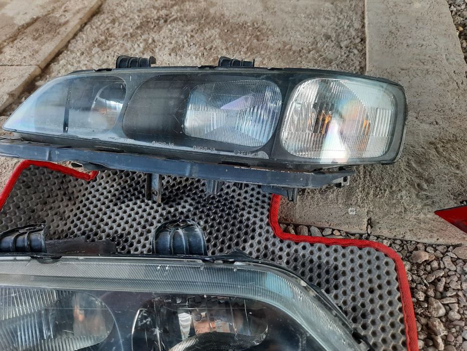 Фара передние honda accord