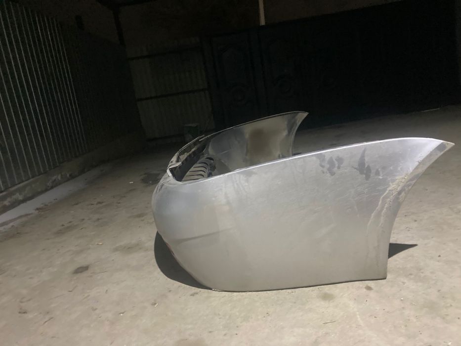 Продам задний бампер на приора 1