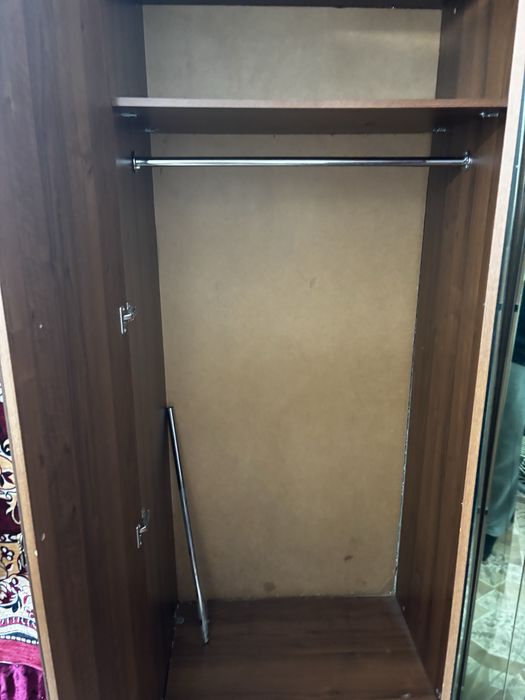 Шкаф в хорошом состояние