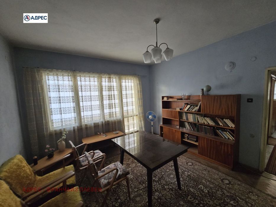 Продава се Етаж от къща в Плевен, Широк център - 105 кв.м за 1285 €/кв.м - Снимка #1