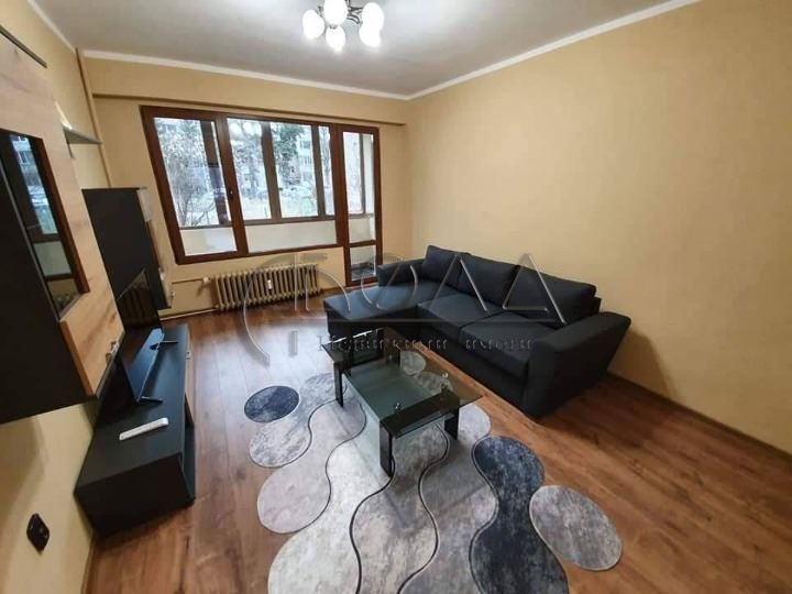 Продава се Двустаен апартамент в София, Толстой - 65 кв.м за 2139 €/кв.м - Снимка #1