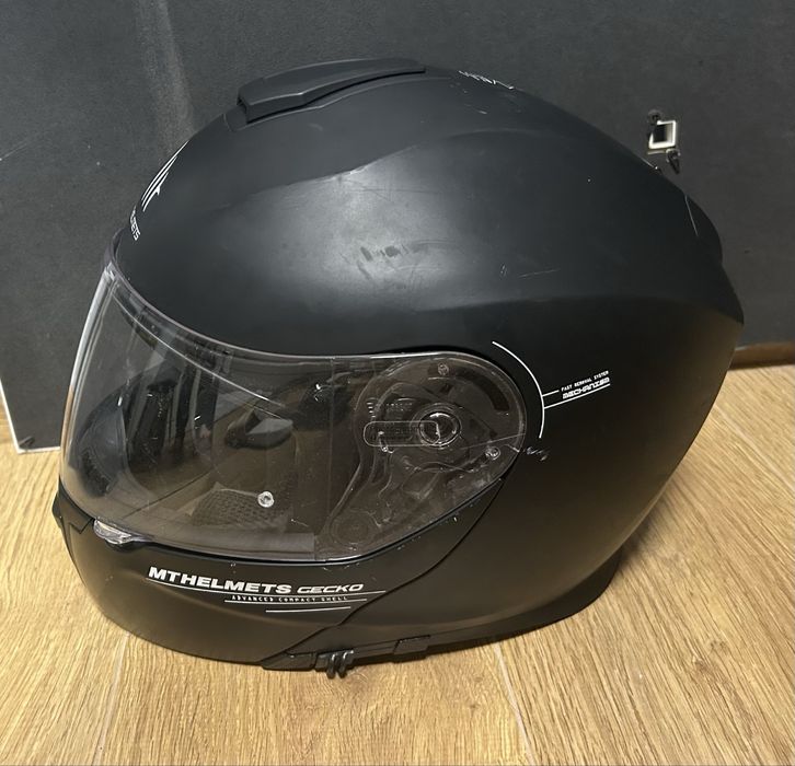 Casca MT Helmets Gecko (ochelari de soare integrati)