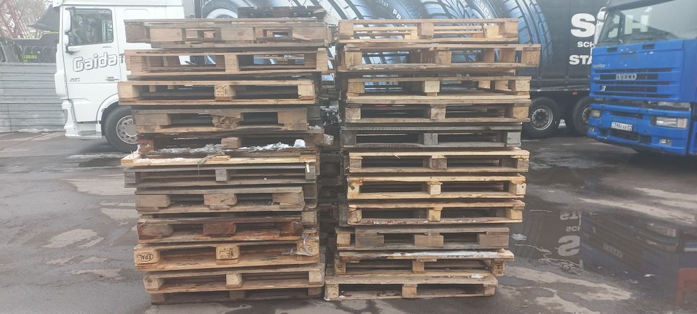 Продам поддоны евро