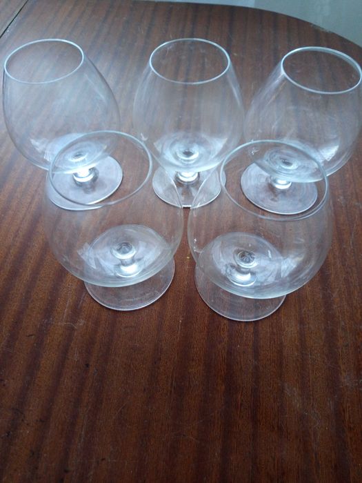 Чаши коньяк, големи, стилни