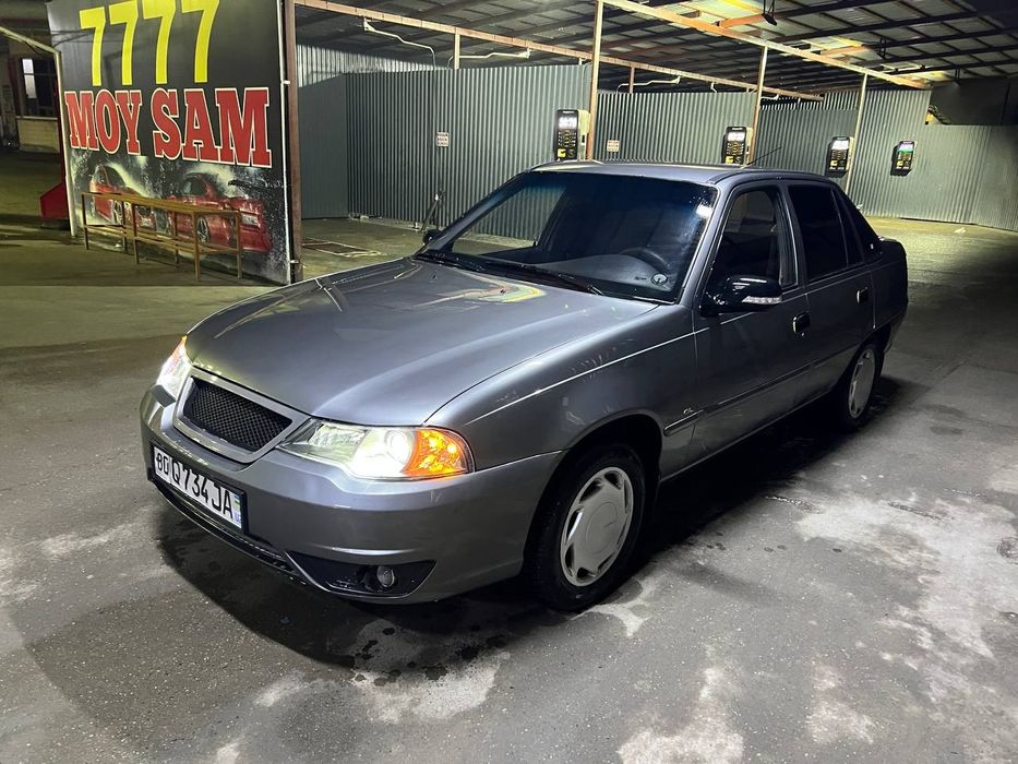 Neksiya 2015 yil bitta eshigida karaskasi bor