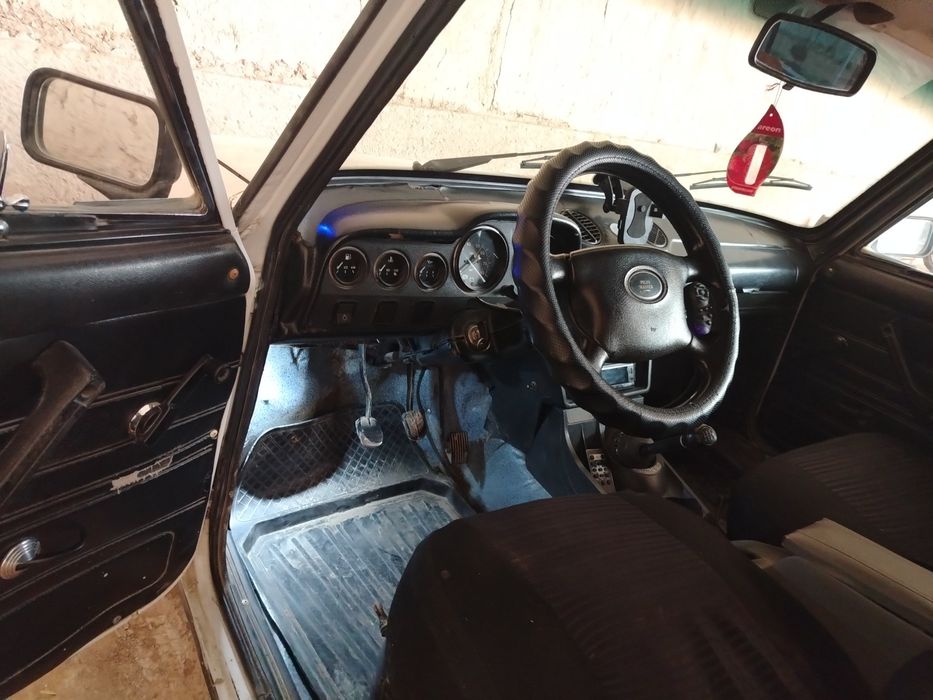 Va 21011 ideal 1980 yil